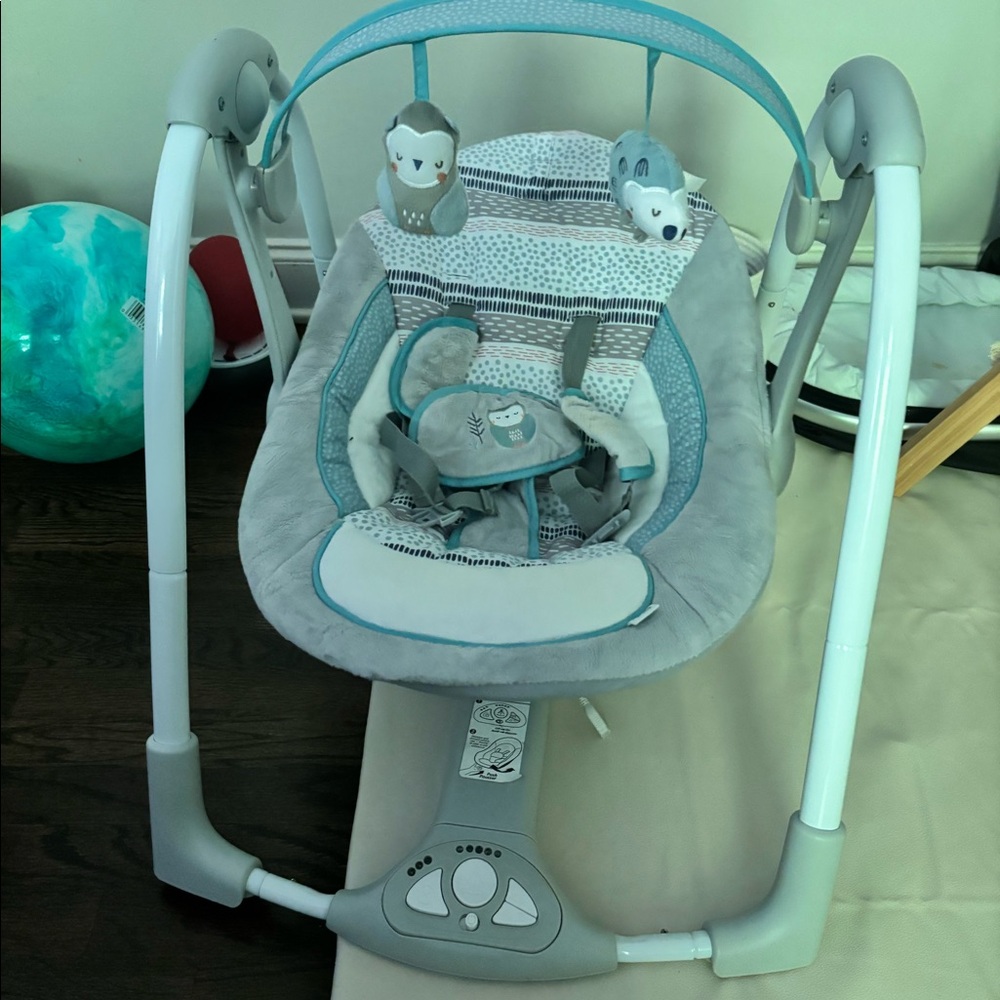 Ingenuity Swing 'n Go Portable 5-Speed Baby Swing with Nature Sounds